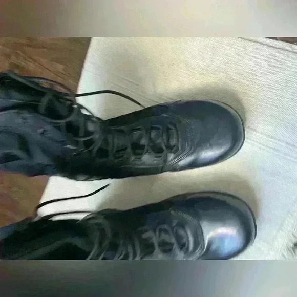 VIKTOS STRIFE WATERPROOF MEN'S BOOTS Sz 10 - Picture 5 of 16